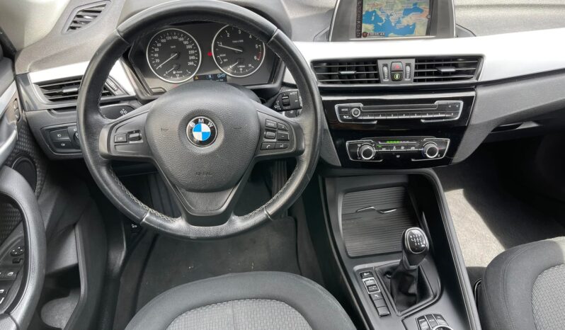 BMW X1 100 KW 2017 Godina full